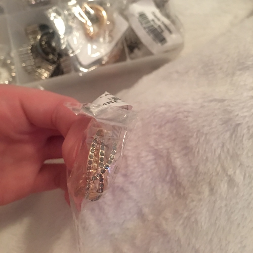 Paparazzi jewelry 😊